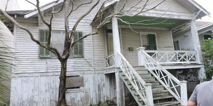 1024x768 715 Post Office St, Galveston, TX 77550 | Zillow