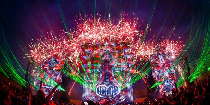 2048x1366 Tomorrowland 2018 Laser Show HD Wallpaper (72+ images)