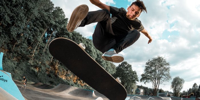 2624x3936 Skateboard Wallpapers: Free HD Download [500+ HQ] | Unsplash