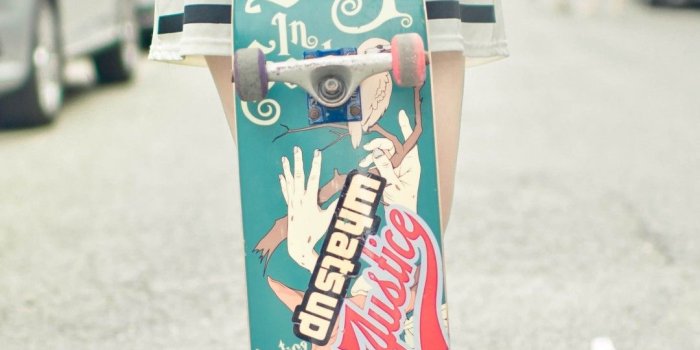 1080x1920 62+ Girl Skateboard