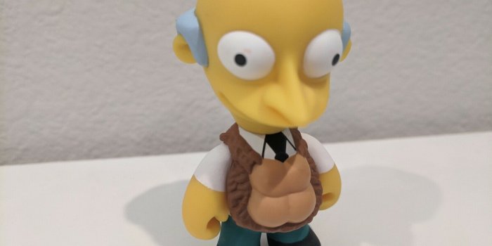 1600x1200 Kidrobot The Simpsons 25th Anniversary Mr. Sparkle 3 Inch Vinyl