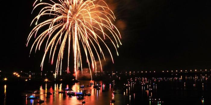 1024x768 Vero Beach Fireworks - Vero Beach