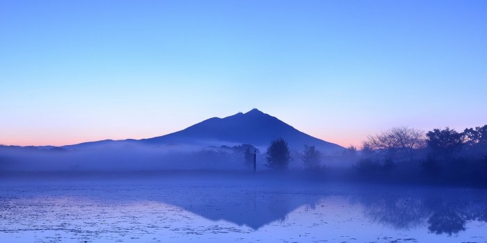 1920x1080 early morning fog on a japanese lake | Sunrise lake, Sky lake, Lake