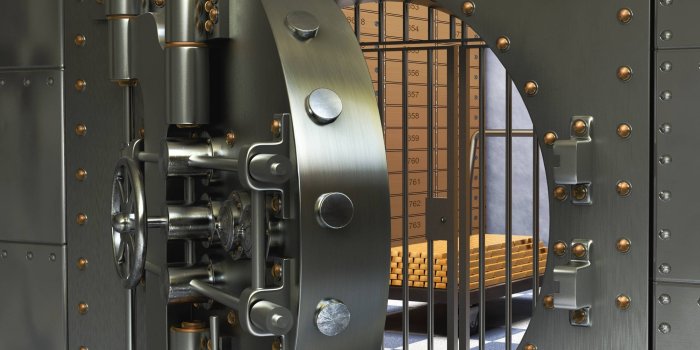 2181x2291 CVACLAN: Bank Safe