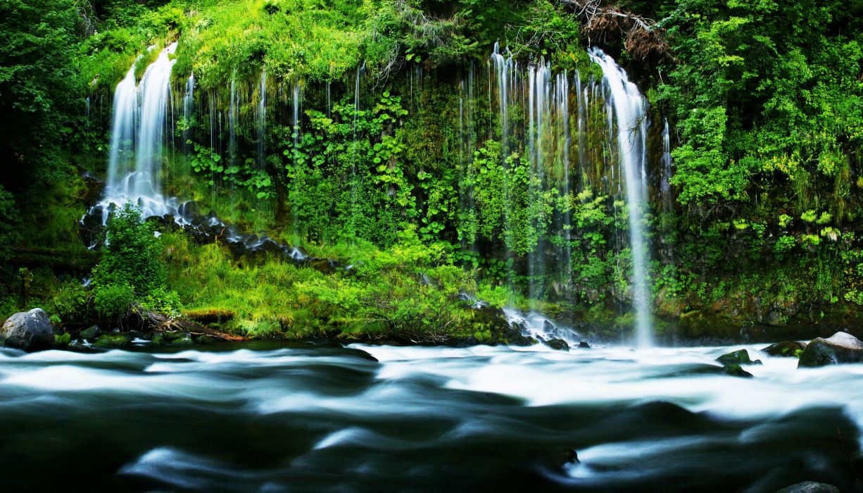 1226x700 Waterfalls USA Mossbrae California Nature wallpaper | 3264x1864