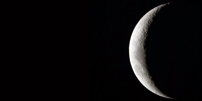 2560x1600 Half Moon Wallpapers