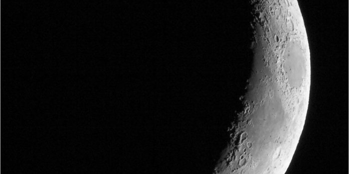 1052x1402 21+] Quarter Moon Wallpapers on WallpaperSafari