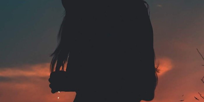 900x1600 Under The Crescent Moon - Photography, Download Wallpapers on