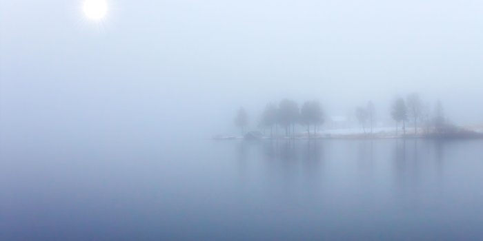 3840x2160 Foggy Blue Lake View 4K Ultra HD Desktop Wallpaper