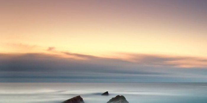 744x1392 Scenic Lake Fog Mist Moon Eclipse Ios 8 Iphone 5 Wallpaper - Best