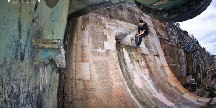 1440x900 Thrasher Magazine - December 2009 Wallpapers