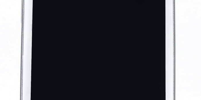 910x1457 HD wallpaper: white Samsung Galaxy smartphone, samsung galaxy s3