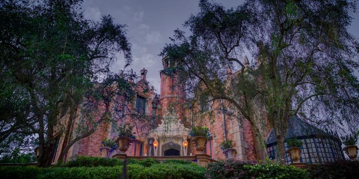 2560x1710 Haunted Mansion Wallpapers