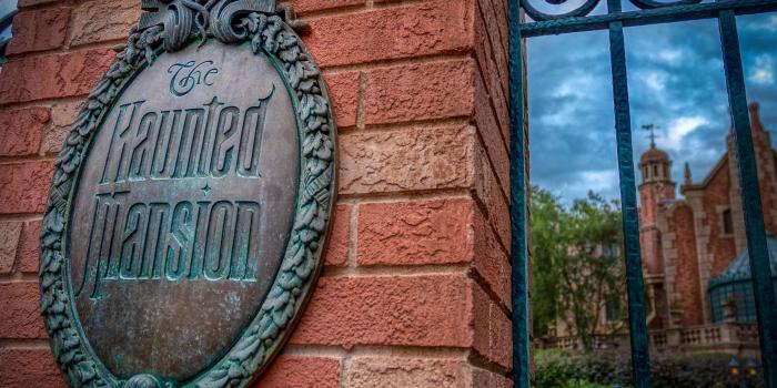 2560x1920 Haunted Mansion Wallpaper – Starport75