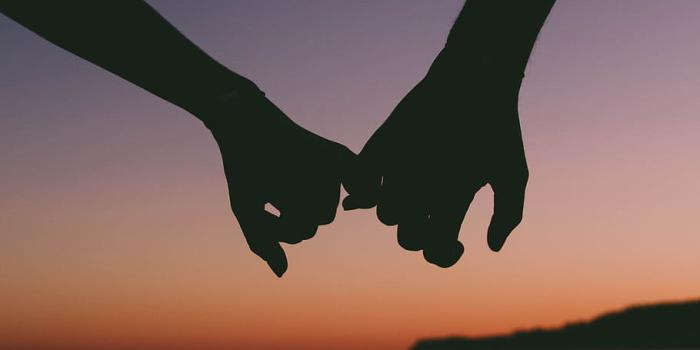 910x1365 Couple holding hands 1080P, 2K, 4K, 5K HD wallpapers free download |  Wallpaper Flare