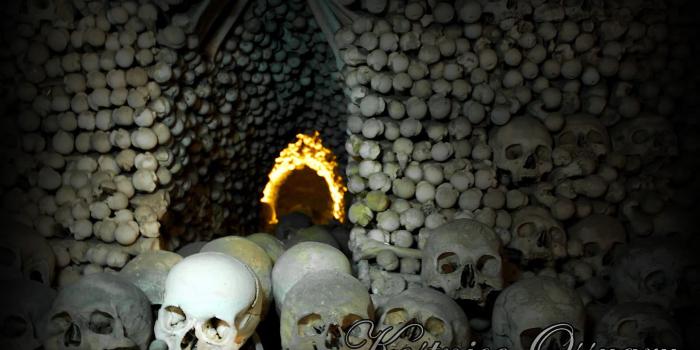 1600x1200 Church of Bones, Gothic Skulls Desktop Wallpaper