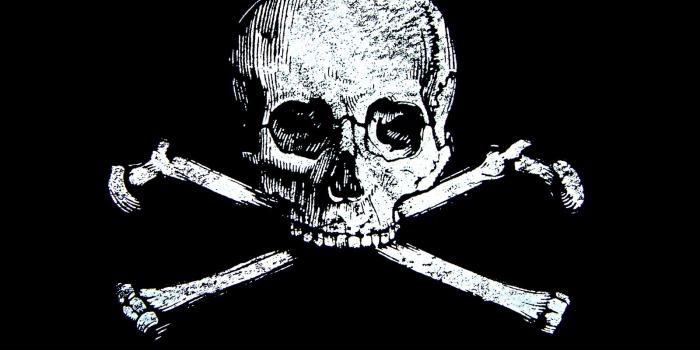 1600x1200 73+] Skull And Bones Wallpaper on WallpaperSafari