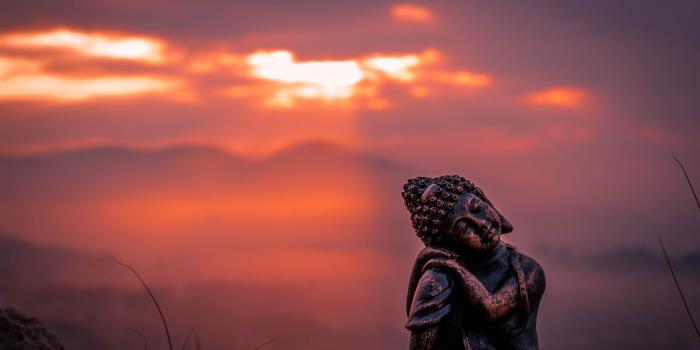 3600x2400 Buddha statue against the sun at sunset Desktop wallpapers 1024x600