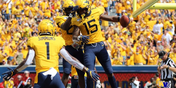 2560x1440 Mountaineers move to 3-1 after holding on against Kansas | WV