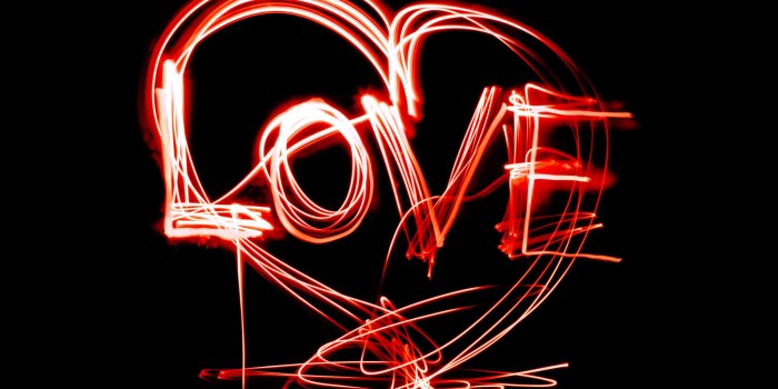 3554x1999 Valentine's day - red neon lights HD wallpaper download