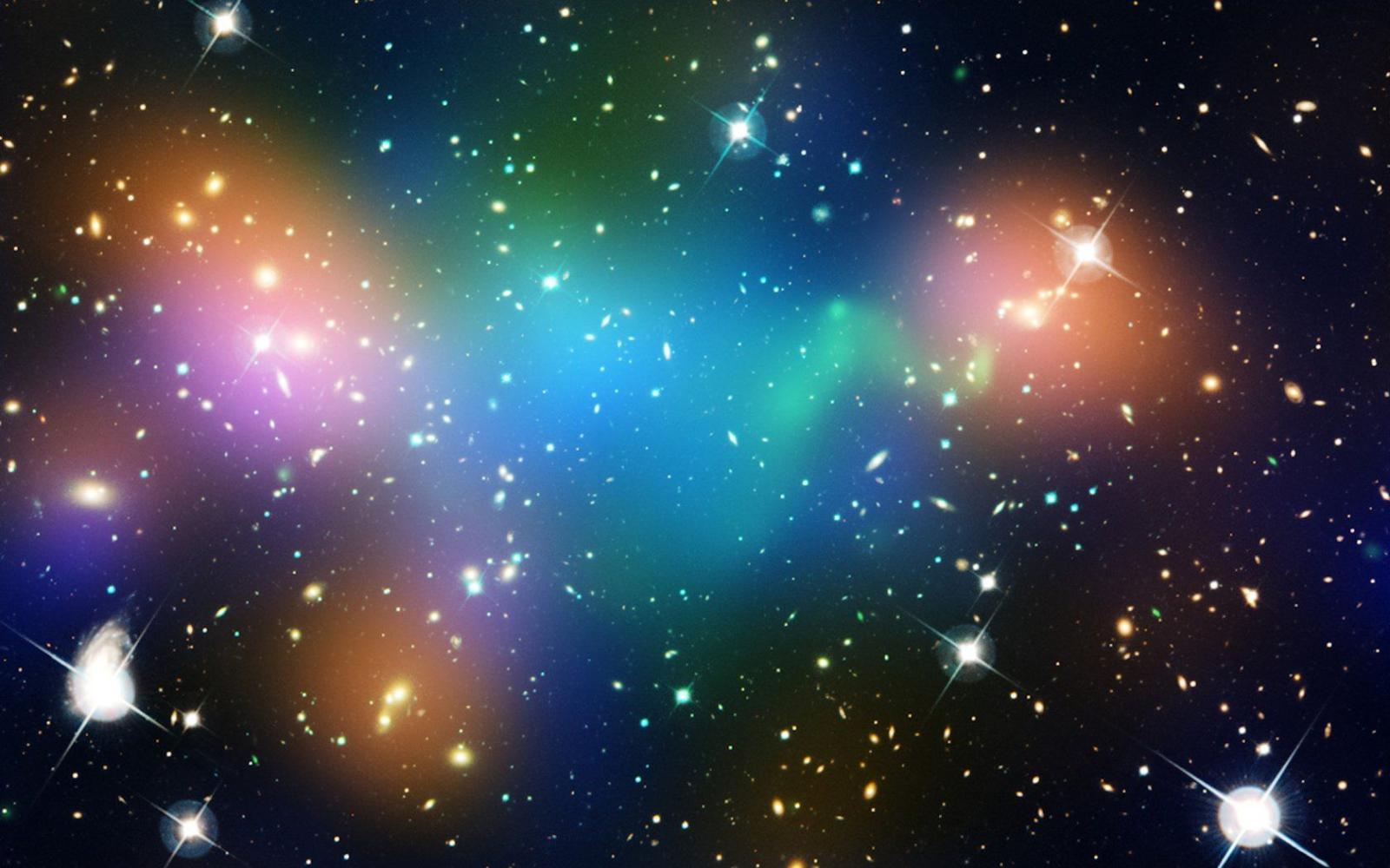 1680x1050 Dark Matter Core Defies Explanation in Hubble Image Space