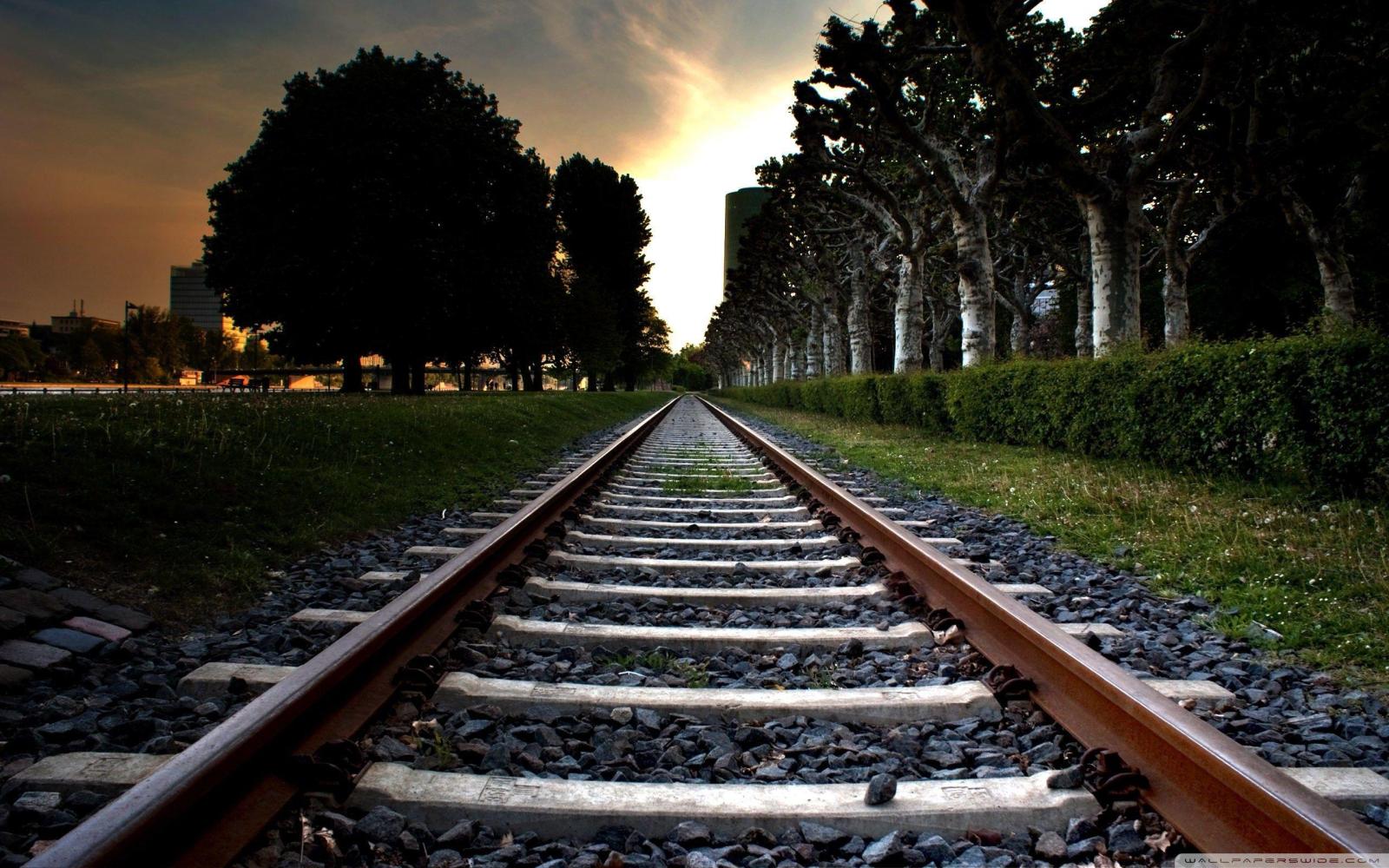 2560x1600 Train Track Wallpapers