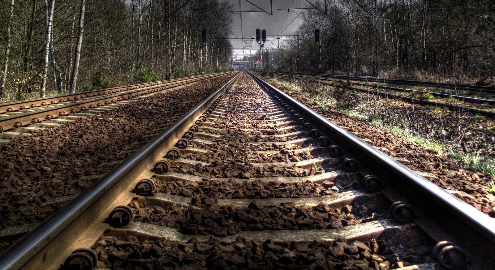1600x873 Train Track (With images) | Train tracks, Railroad tracks, Scenic