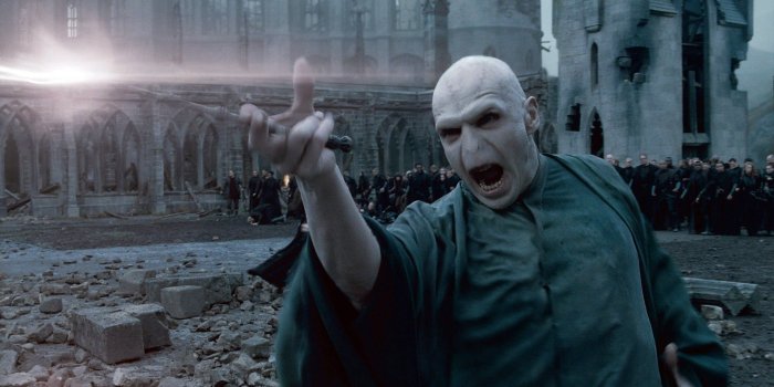 1920x1080 Ralph Fiennes Voldemort Laugh Meme | POPSUGAR Tech
