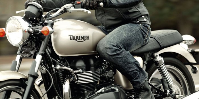 2000x1333 HD Triumph Motorcycle Wallpapers and Photos | HD Motocycles Wallpapers