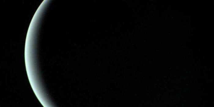 1024x768 Download Uranus Wallpaper For Iphone - Neptune And Its Moon Triton