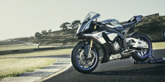 1920x1080 Yamaha YZF R1 Bike Wallpaper 62171 1920x1080px