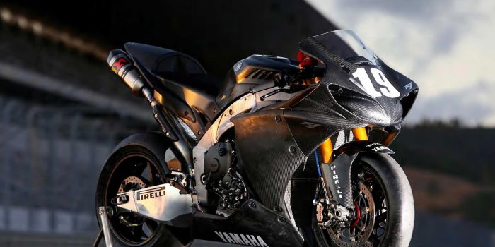 1920x1200 Pirelli, yamaha, desktop, backgrounds, wallpapers, motorcycles