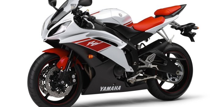2560x1440 Desktop yamaha bike wallpaper download