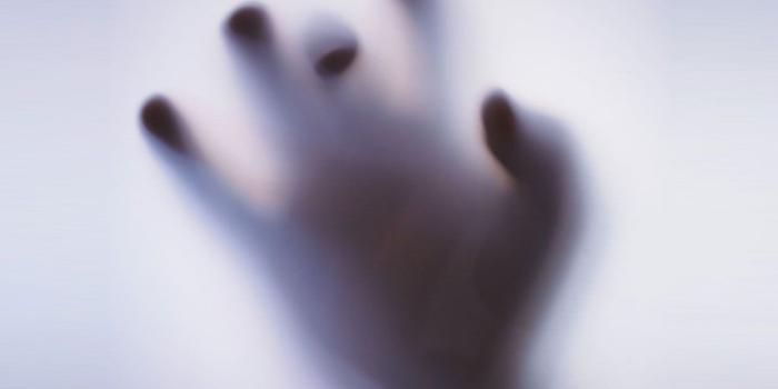 1024x1024 Creepy iPad Wallpaper | OSXDaily