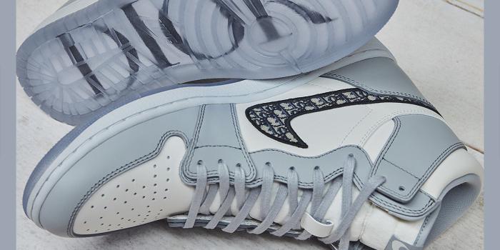 1242x2688 SneakerHDWallpapers.com – Your favorite sneakers in 4K, Retina