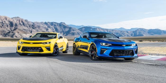 3000x2002 Two yellow and blue Chevrolet Camaro HD wallpaper | Wallpaper Flare