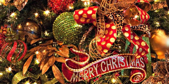 1899x2216 Traditional Christmas Wallpaper (53+ images)