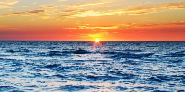 1080x1920 Sea Beach Evening Sun Sunset Wallpaper - [1080x1920]