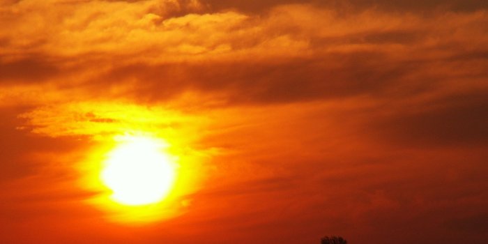 1920x1080 Download Wallpaper sunset orange sun clouds, 1920x1080, Evening