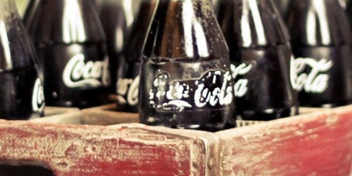 768x1280 Vintage Coca Cola Hd Wallpaper for Desktop and Mobiles 768x1280