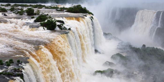 1366x768 Spectacular waterfalls-World most famous waterfall landscape