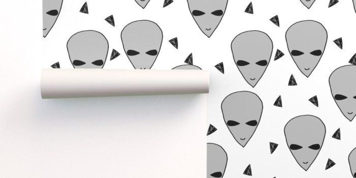 1024x1024 alien head // aliens fabric 90s on Isobar by andrea_lauren