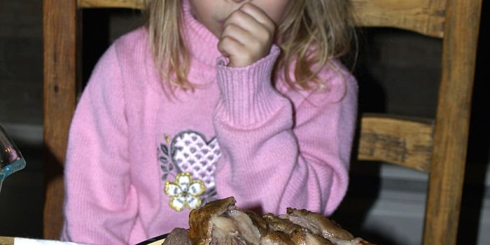 910x1213 HD wallpaper: little, girl, sad, roast, prime rib, foot, person