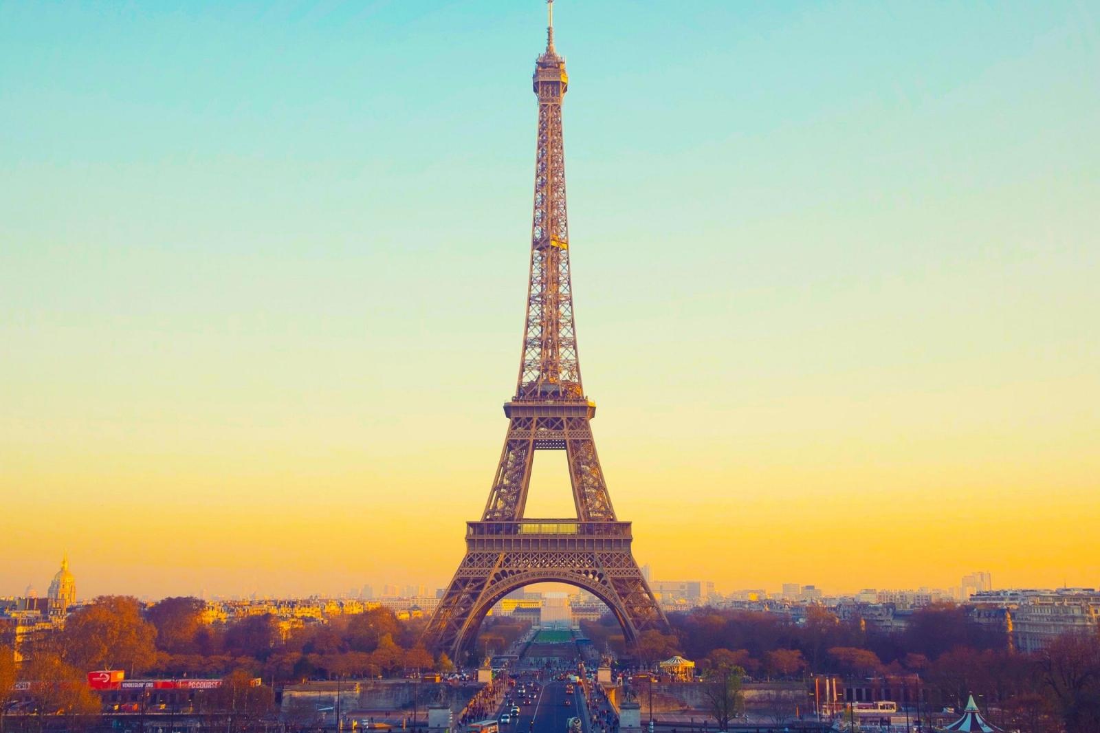 2500x1667 Download 2500x1667 Eiffel Tower, France Paris, Sunset, Sky