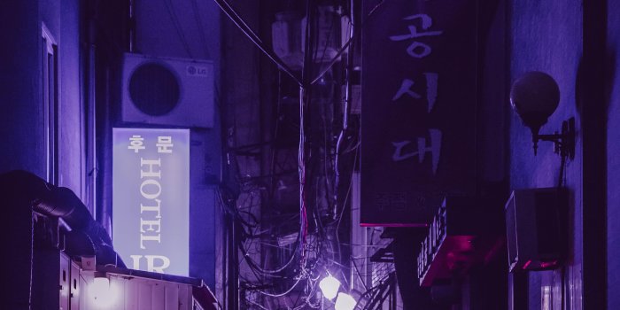 3840x5760 Varpowave Seoul | Photography wallpaper, Pop art wallpaper