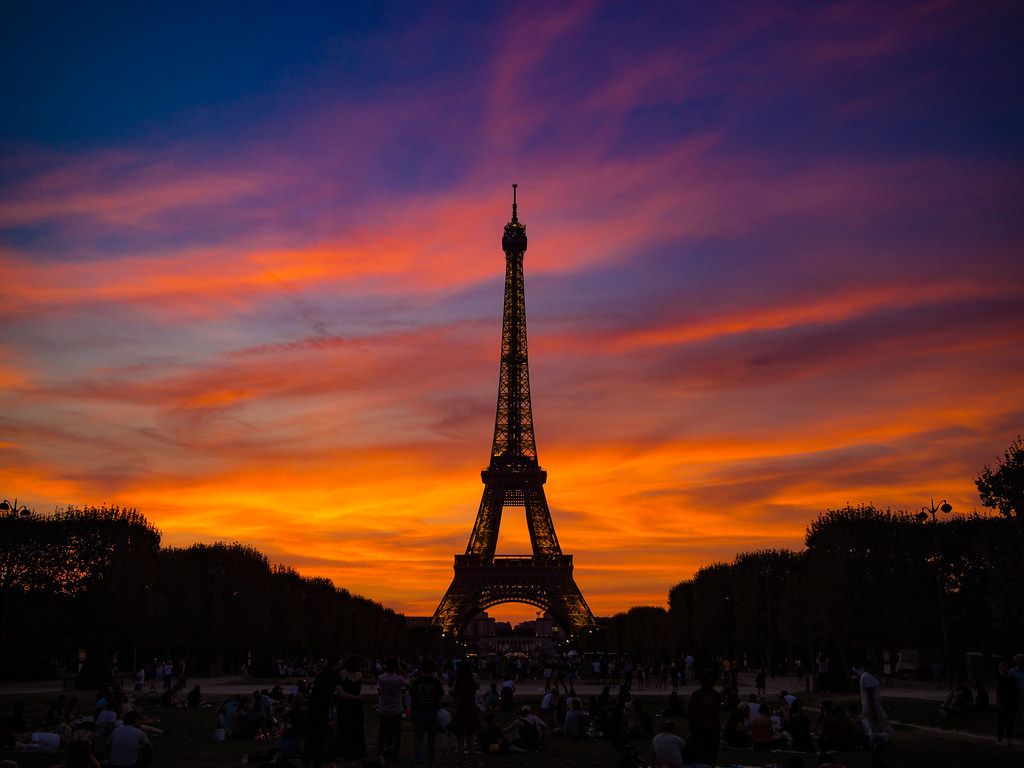 1024x768 Eiffel Tower Sunset | I went to Paris with a predisposition …