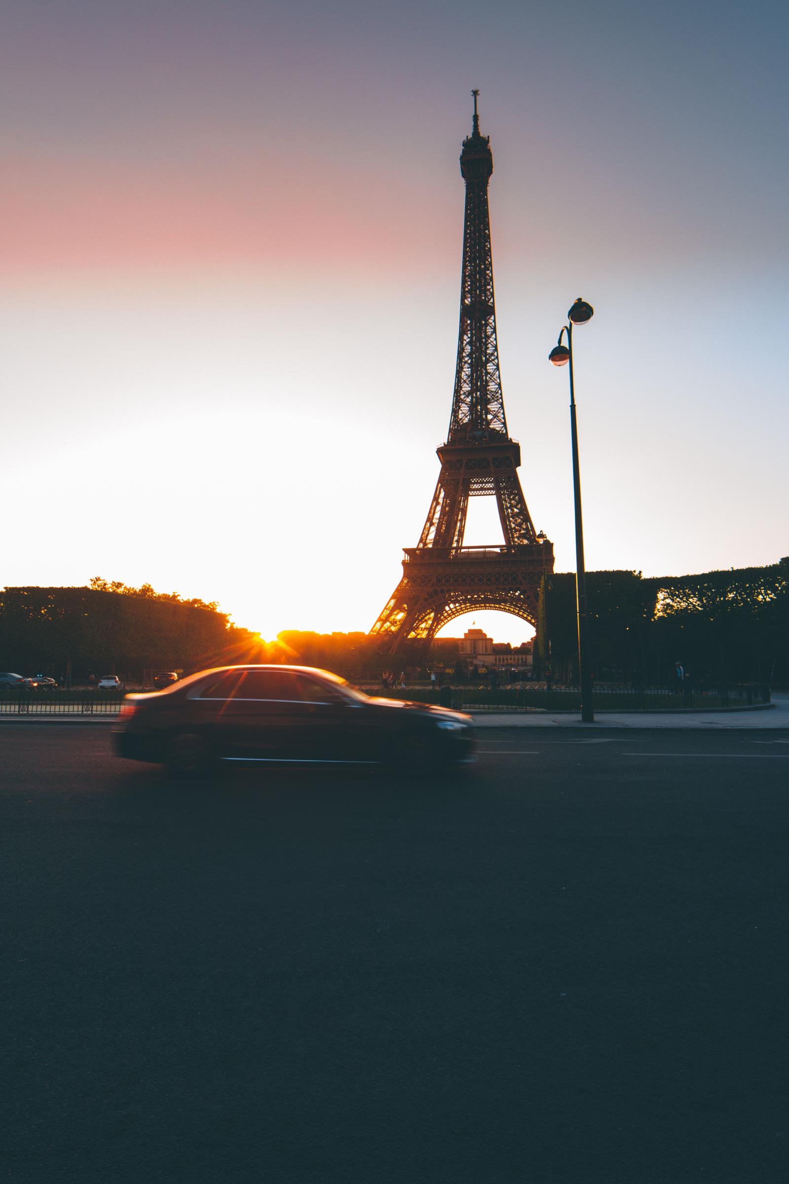 3456x5184 Download wallpaper 3456x5184 eiffel tower, paris, france, car