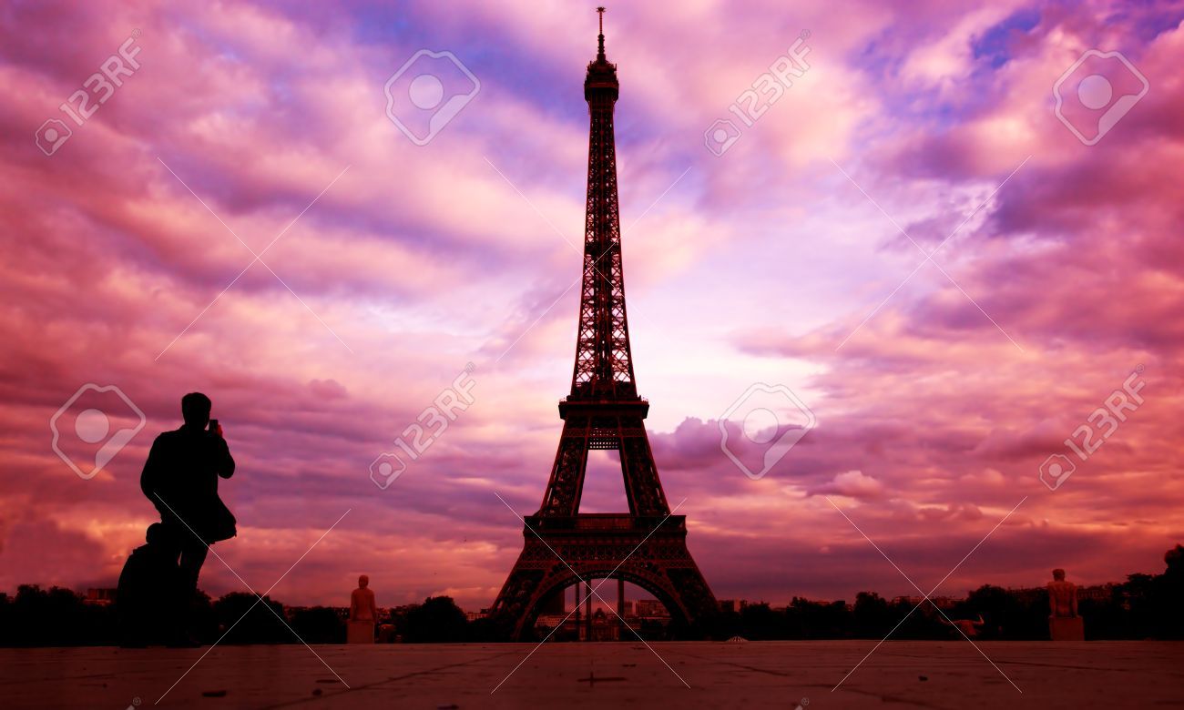 1300x780 Eiffel Tower Silhouette Sunset