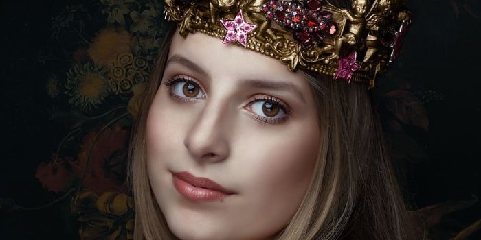 910x1274 HD wallpaper: queen, gentlemanly, woman, medieval, noble