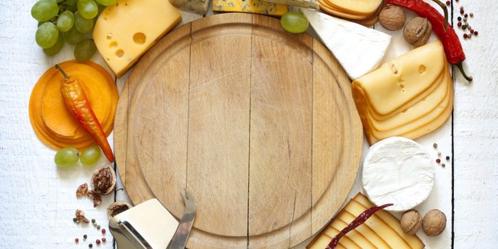 1332x850 Wallpaper food, grapes, pepper, nuts, wood, cutting, cuts, cutting